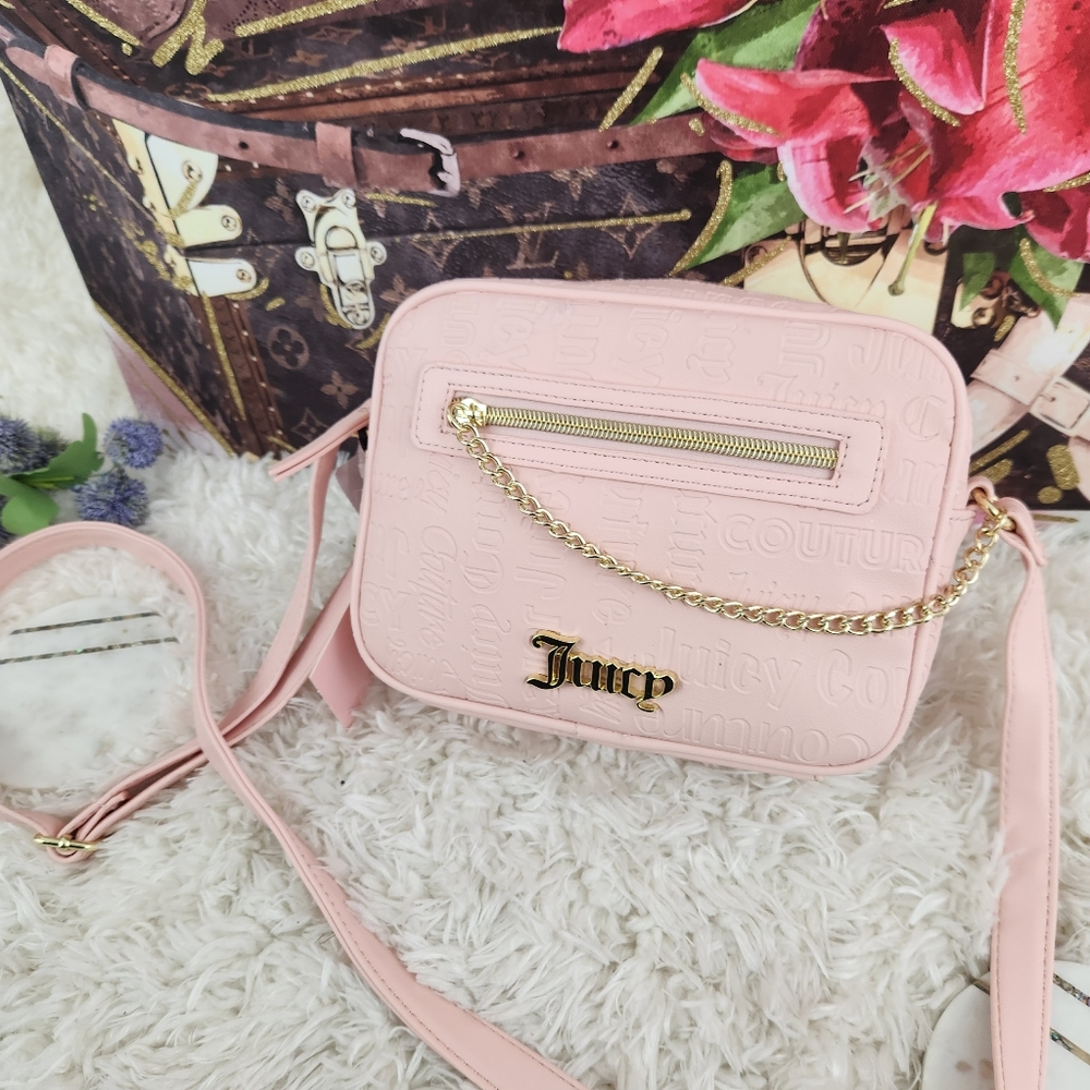 Juicy Couture DEBOSS White Crossbody Gold Chain Logo Purse NWT